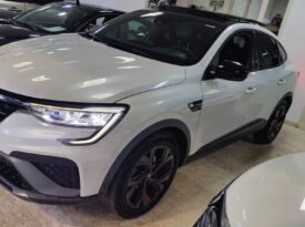 Renault Arkana Hybrid E-Tech 145 CV R.S. Line