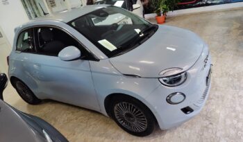 Fiat 500e Berlina 42 kWh pieno