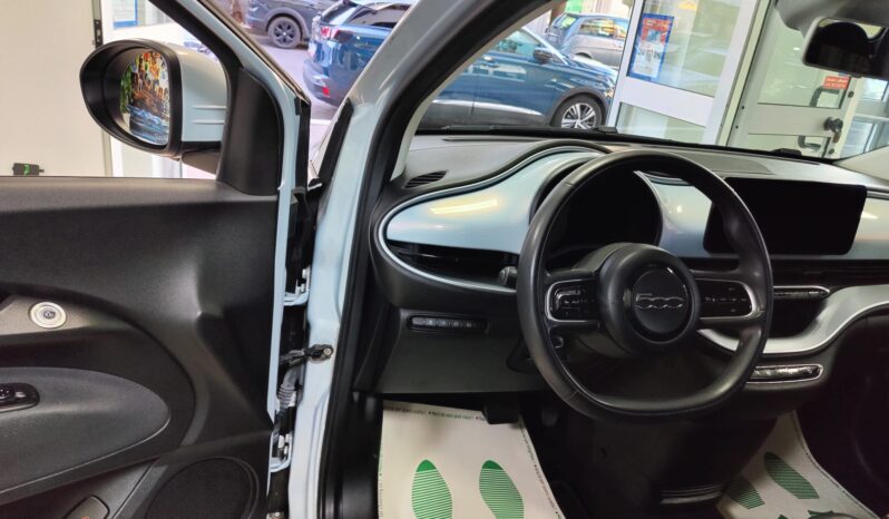 Fiat 500e Berlina 42 kWh pieno