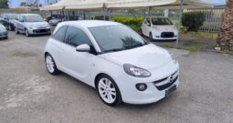 Opel Adam 1.2 70 CV White Link
