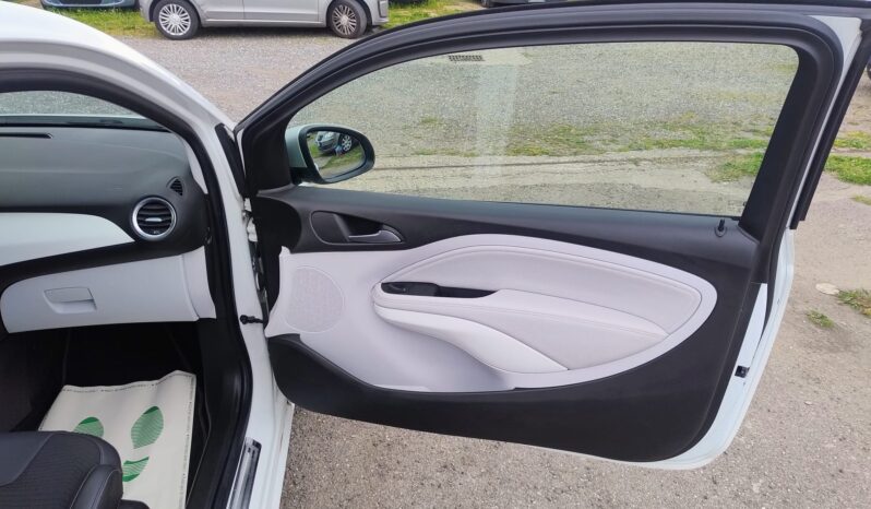 Opel Adam 1.2 70 CV White Link pieno