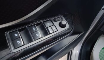 Toyota C-HR 1.8 Hybrid E-CVT Lounge pieno