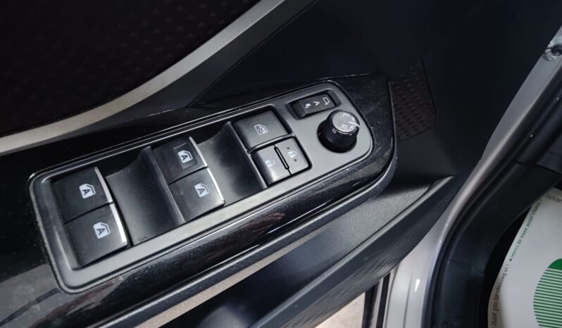 Toyota C-HR 1.8 Hybrid E-CVT Lounge pieno