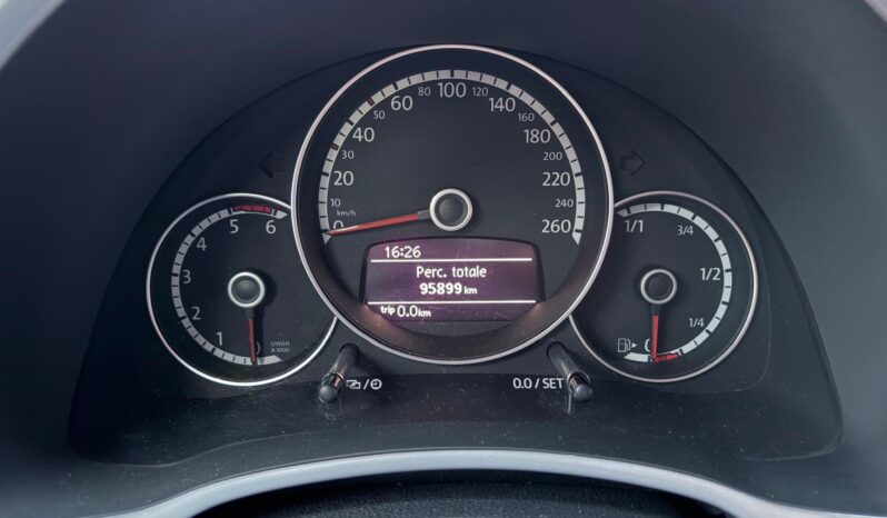 Volkswagen Maggiolino Cabrio 2.0 TDI Design pieno