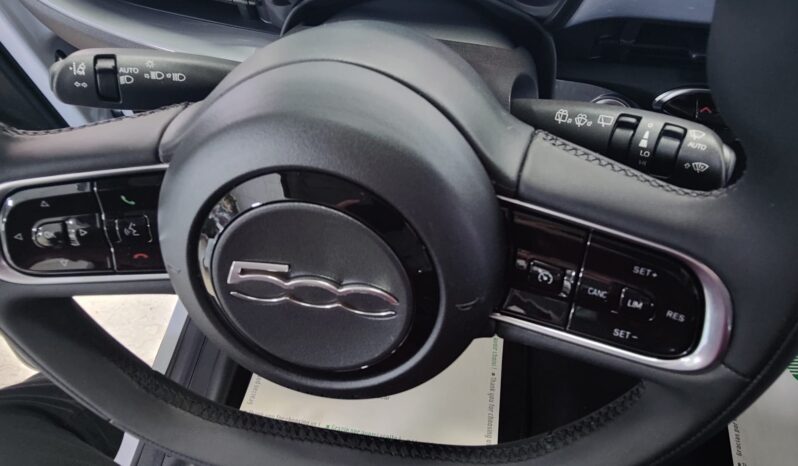 Fiat 500e Berlina 23,8 kWh Icon pieno