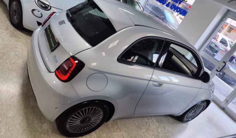 Fiat 500e Berlina 23,8 kWh Icon pieno