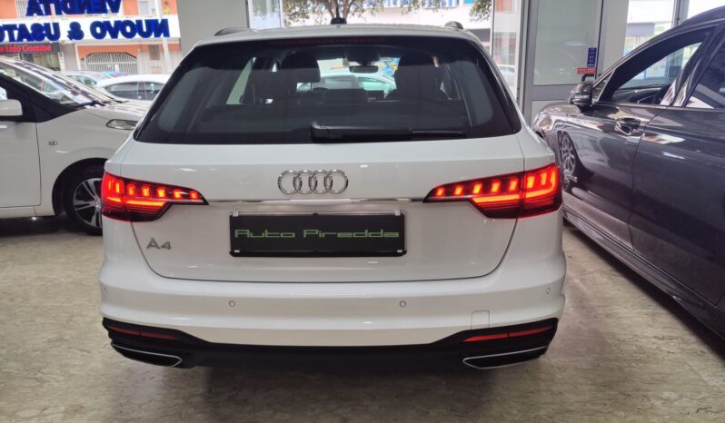Audi A4 Avant 30 TDI S tronic Business Hybrid pieno