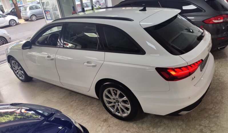Audi A4 Avant 30 TDI S tronic Business Hybrid pieno