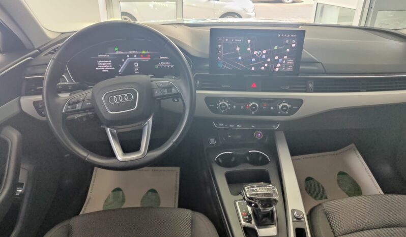 Audi A4 Avant 30 TDI S tronic Business Hybrid pieno