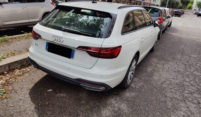 Audi A4 Avant 30 TDI S tronic Business Hybrid pieno