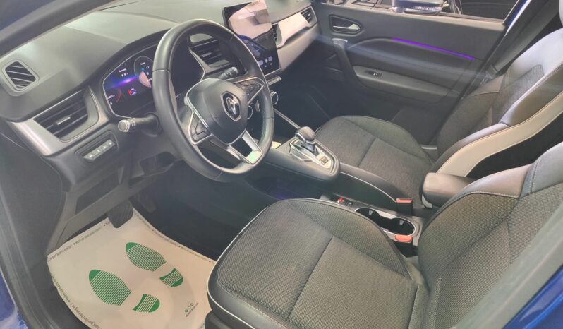 Renault Captur Plug-in Hybrid E-Tech 160CV pieno