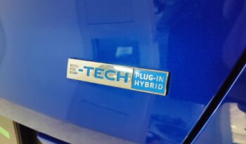 Renault Captur Plug-in Hybrid E-Tech 160CV pieno