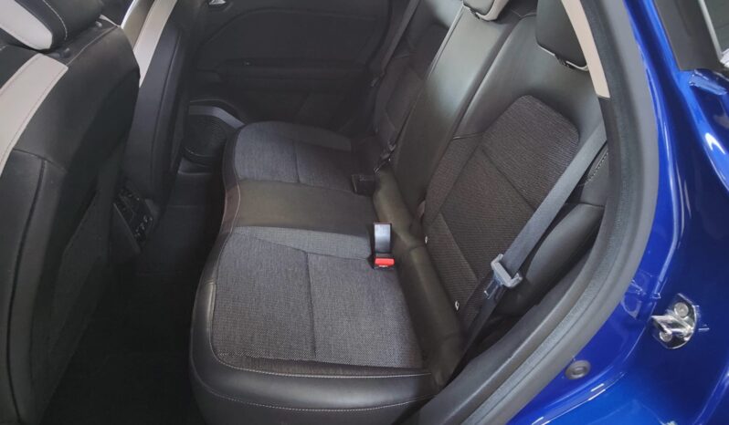 Renault Captur Plug-in Hybrid E-Tech 160CV pieno
