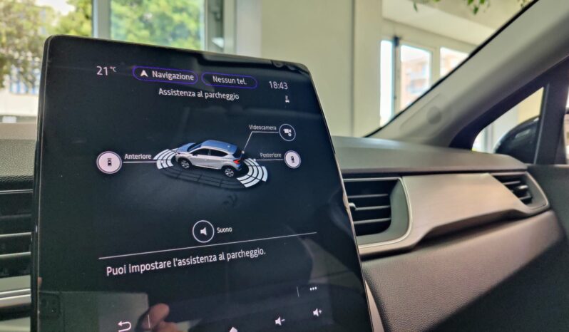 Renault Captur Plug-in Hybrid E-Tech 160CV pieno