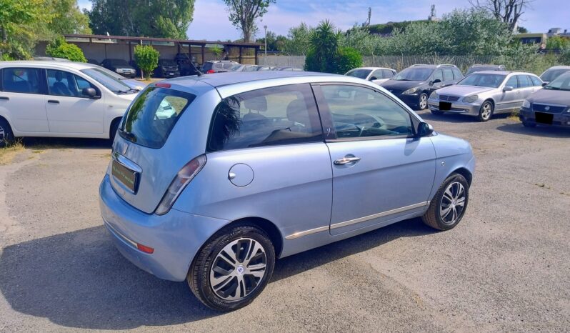 Lancia Ypsilon 1.2 pieno