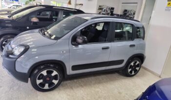 Fiat Panda Cross 1.0 Hybrid pieno