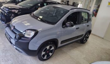 Fiat Panda Cross 1.0 Hybrid pieno