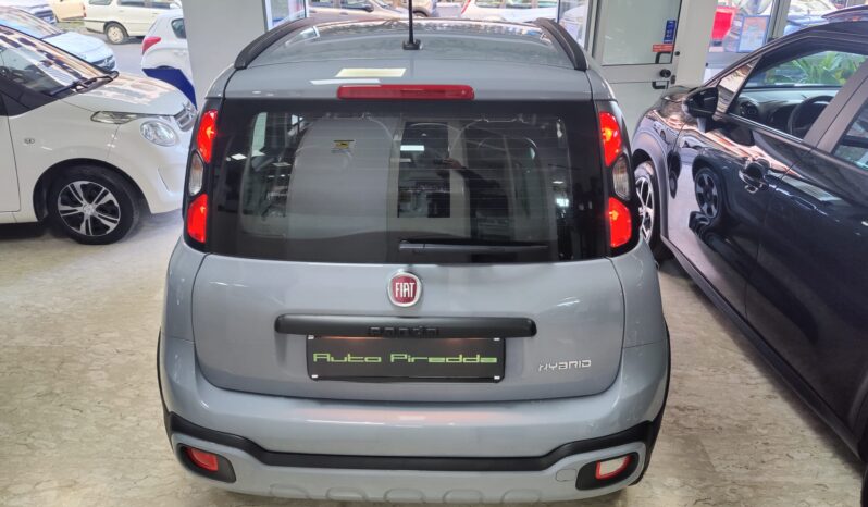Fiat Panda Cross 1.0 Hybrid pieno