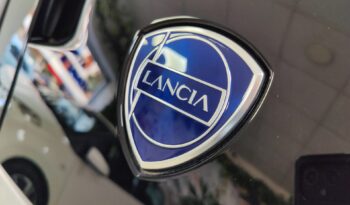 Lancia Ypsilon Hybrid e-DCT LX pieno