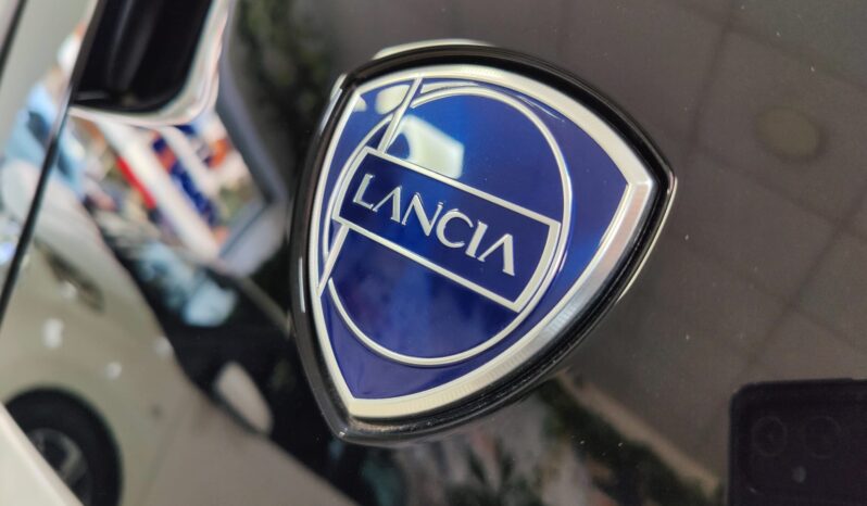 Lancia Ypsilon Hybrid e-DCT LX pieno