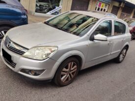 Opel Astra 1.3 CDTI 5 porte Enjoy