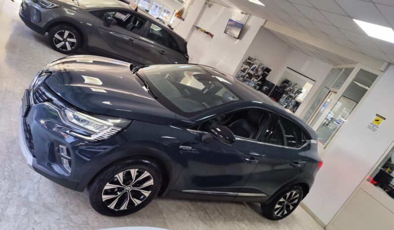 Renault Captur Full Hybrid E-Tech 145 CV Techno pieno