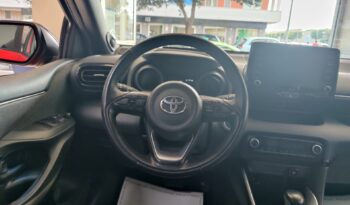 Toyota Yaris 1.5 Hybrid 5 porte Premiere pieno