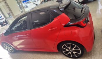 Toyota Yaris 1.5 Hybrid 5 porte Premiere pieno
