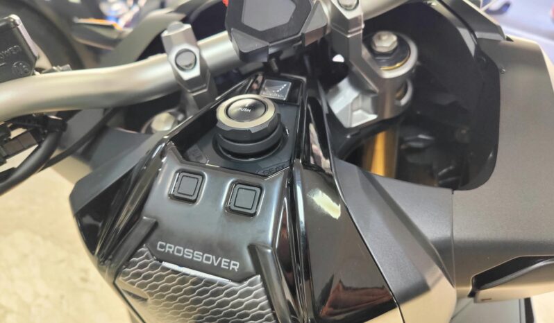 Honda X-ADV 750 Crossover pieno