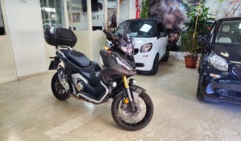 Honda X-ADV 750 Crossover pieno