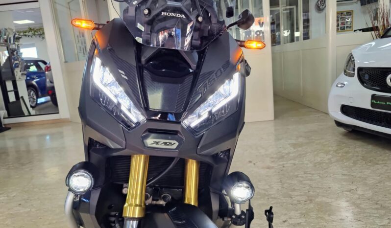 Honda X-ADV 750 Crossover pieno