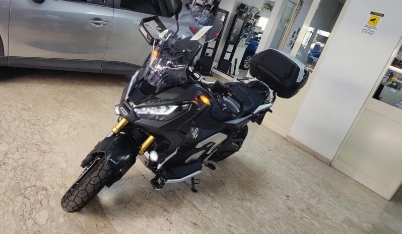 Honda X-ADV 750 Crossover pieno