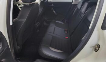 Peugeot 2008 BlueHDi 100 Allure pieno