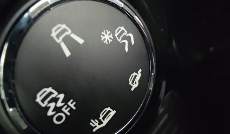 Peugeot 2008 BlueHDi 100 Allure pieno