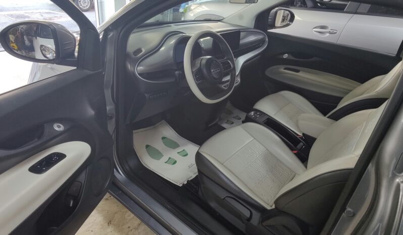 Fiat 500e Berlina 42 kWh pieno