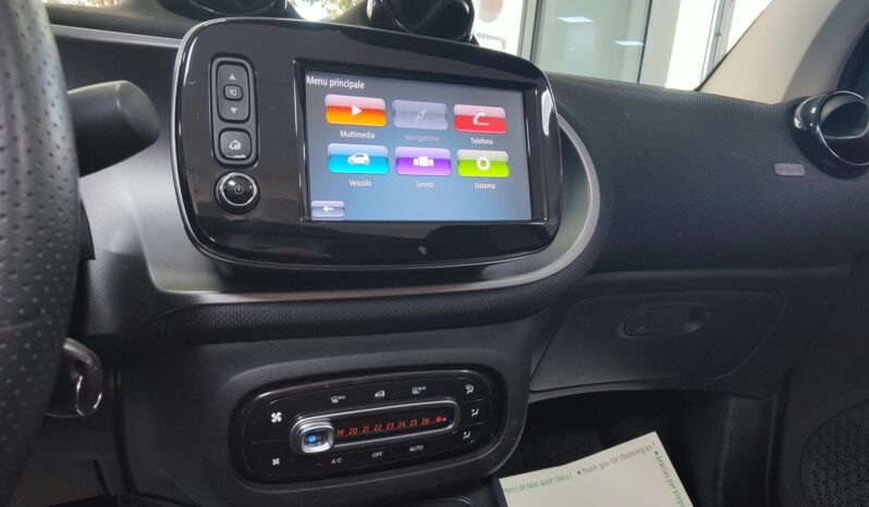 Smart ForTwo 90 0.9 Turbo Twinamic Cabrio pieno